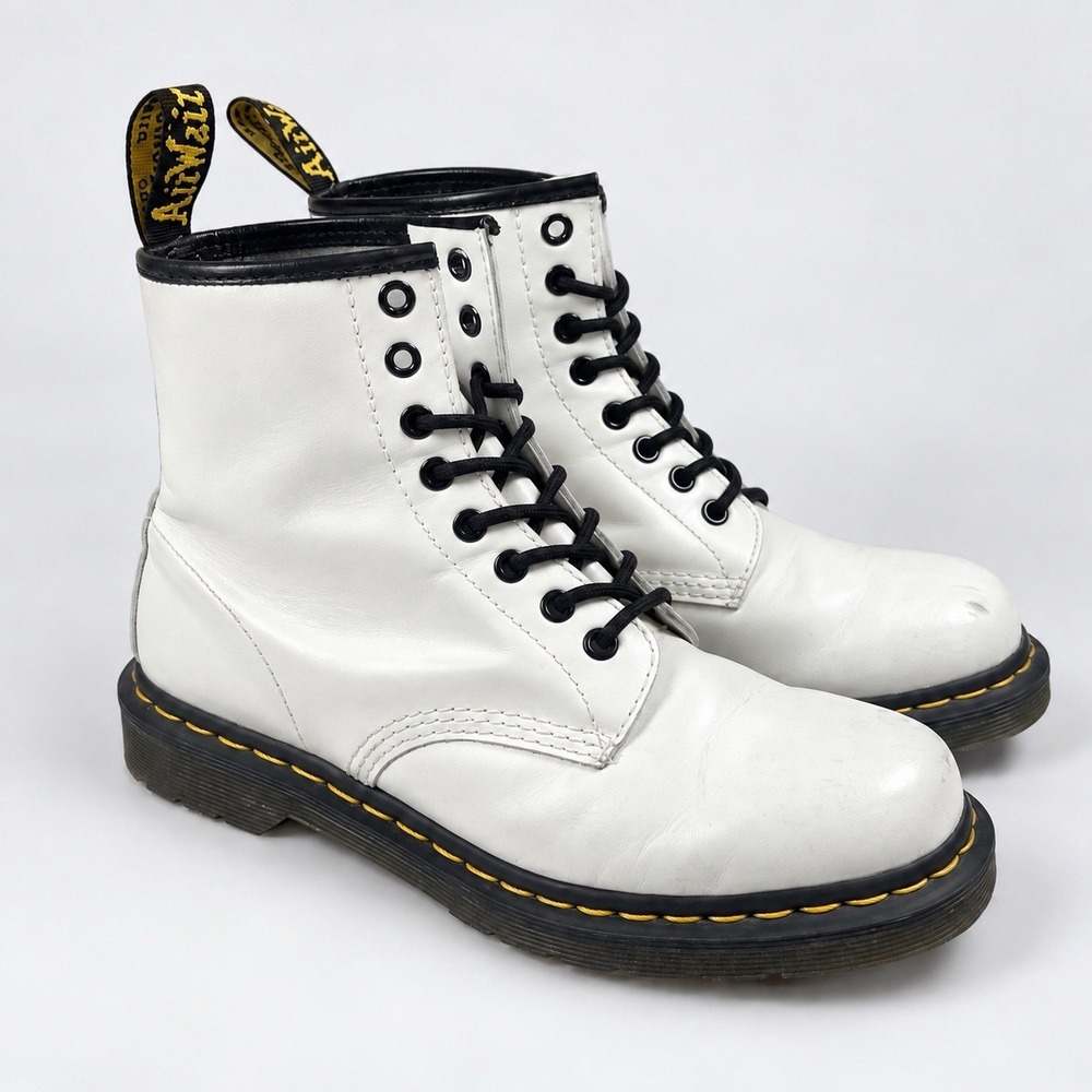 Dr Martens 1460 Boots Mens Size 8 White Leather Combat Lace Up AirWair Classic